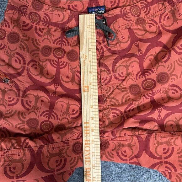 Patagonia Board Shorts Mens 33 (32) Orange Geometric Swim Trunks 9" Nylon Adult - Picture 7 of 9